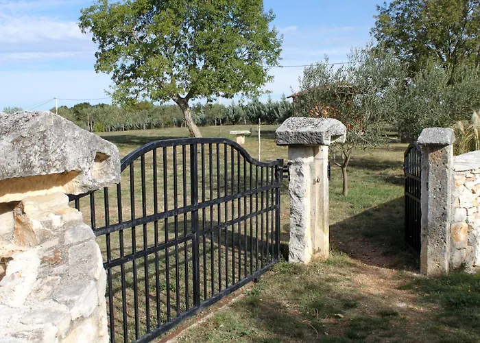 Appartement With Parking Space Krnica, Marcana - 7358 *